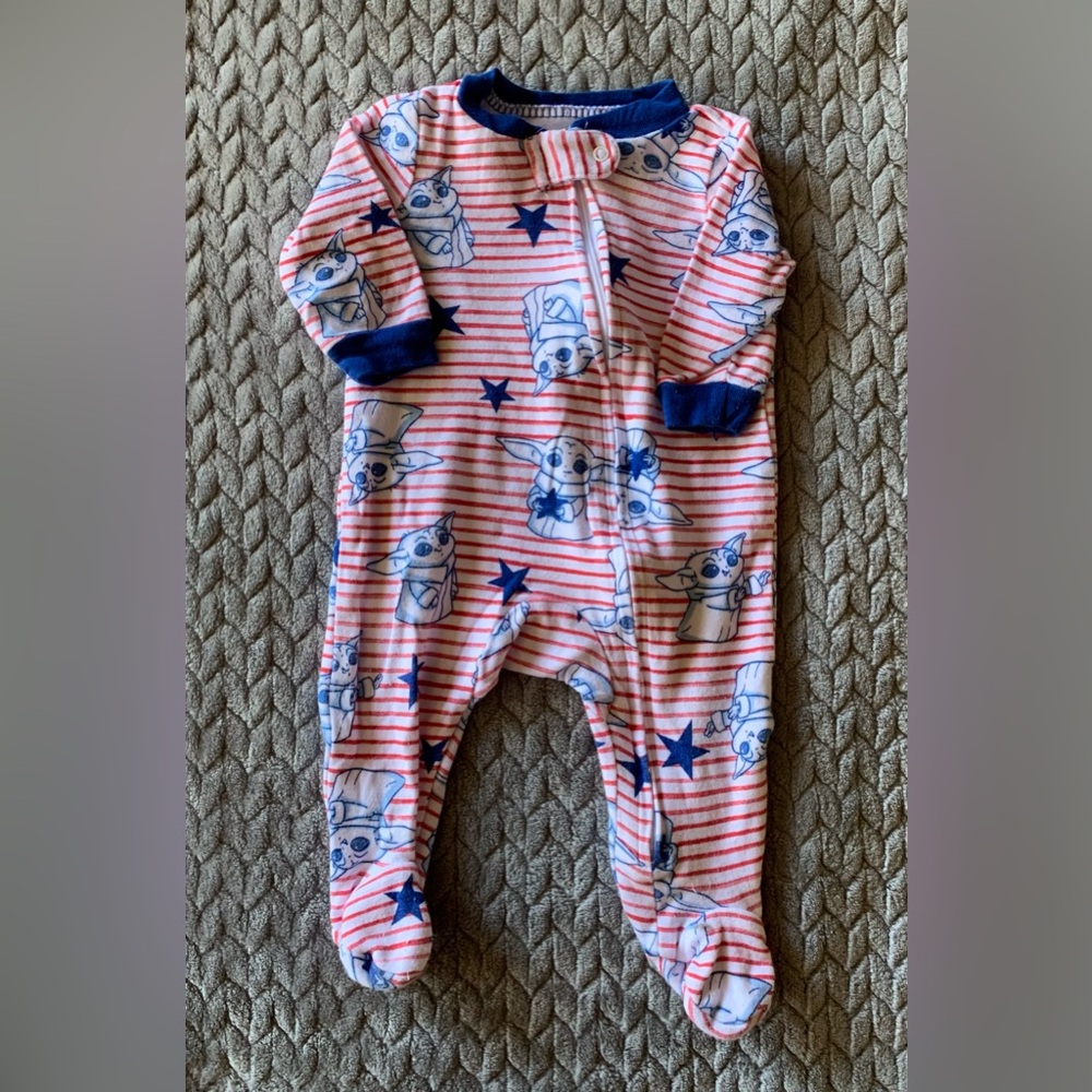 🇺🇸Baby Yoda Footies from Star Wars in 0-3M